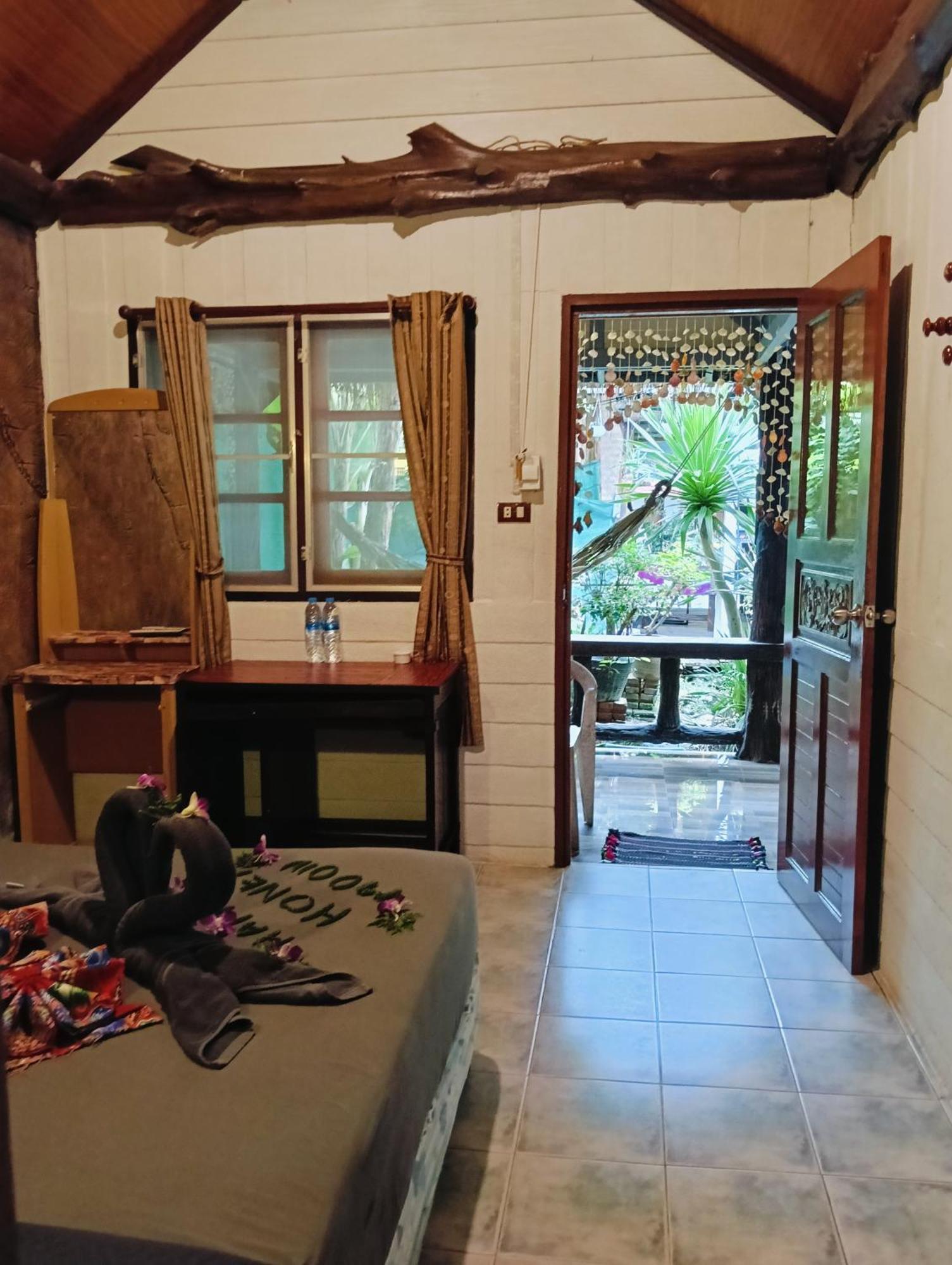 Garden Home Bungalow Ko Phi Phi Exterior foto