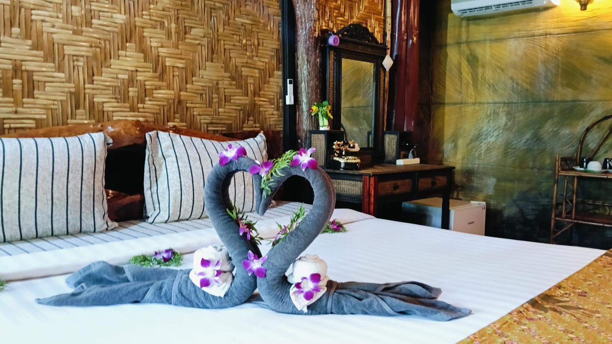 Garden Home Bungalow Ko Phi Phi Exterior foto